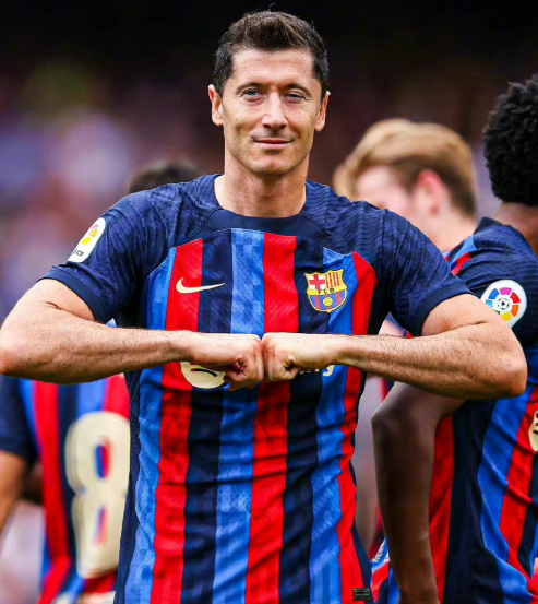 莱万专访：论现代足球前锋之道与个人职业展望